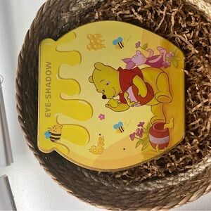 Cute Honey Pot Eyeshadow Palette w/ Mirror – Multi Color Shimmers & Mattes